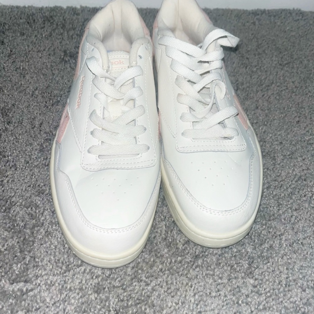 NWOT Reebok Classic White and Pink Shoes